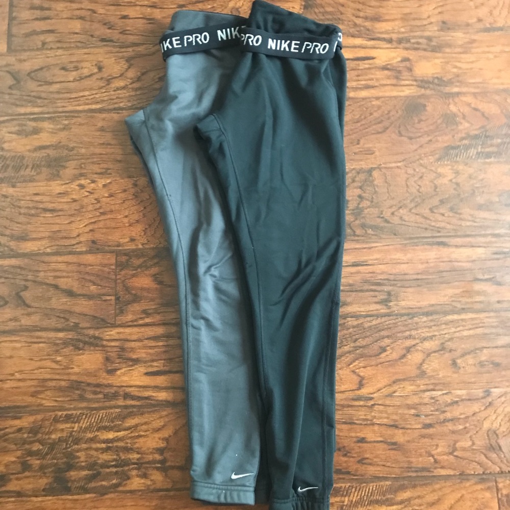 Black Nike FitDRY leggings